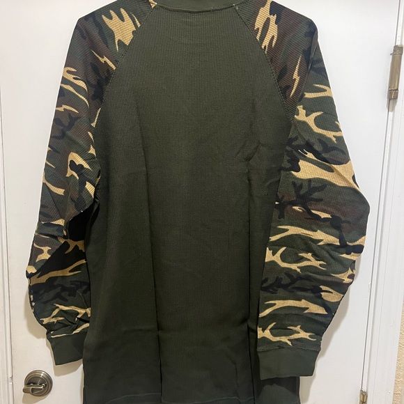 Green Color Army Green Camo Thermal Men's Thermal long sleeves - NEW - Picture 4 of 6